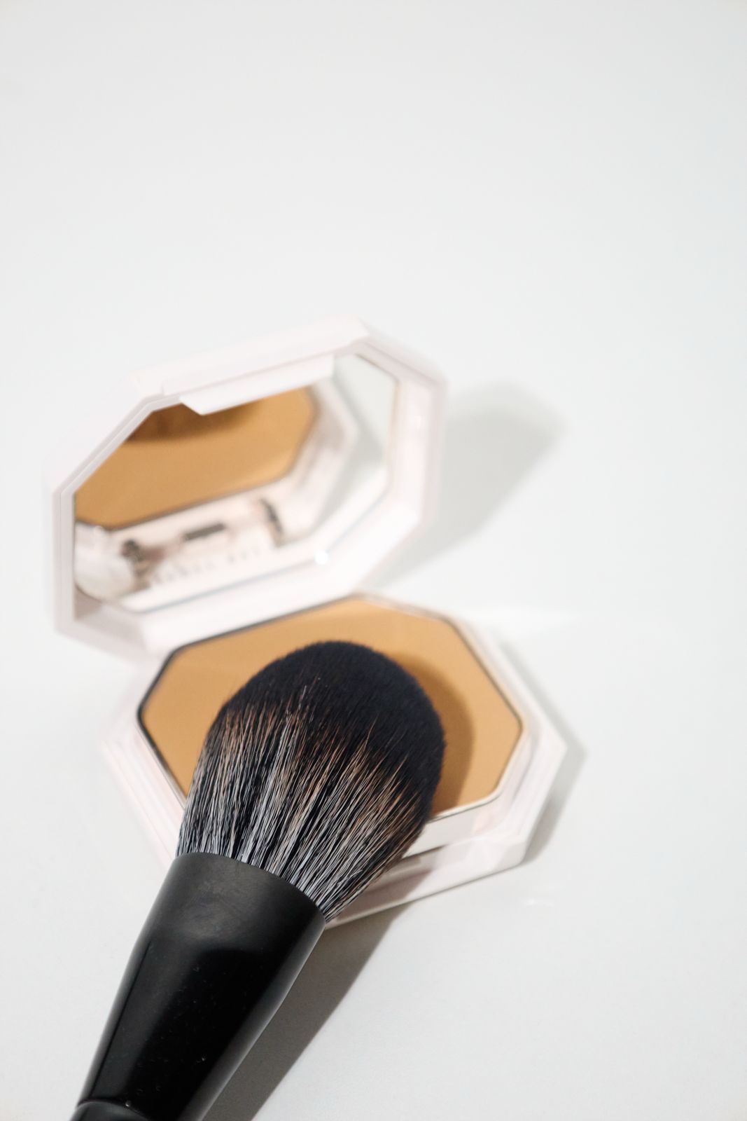 SB01 Soft Powder Makeup Brush