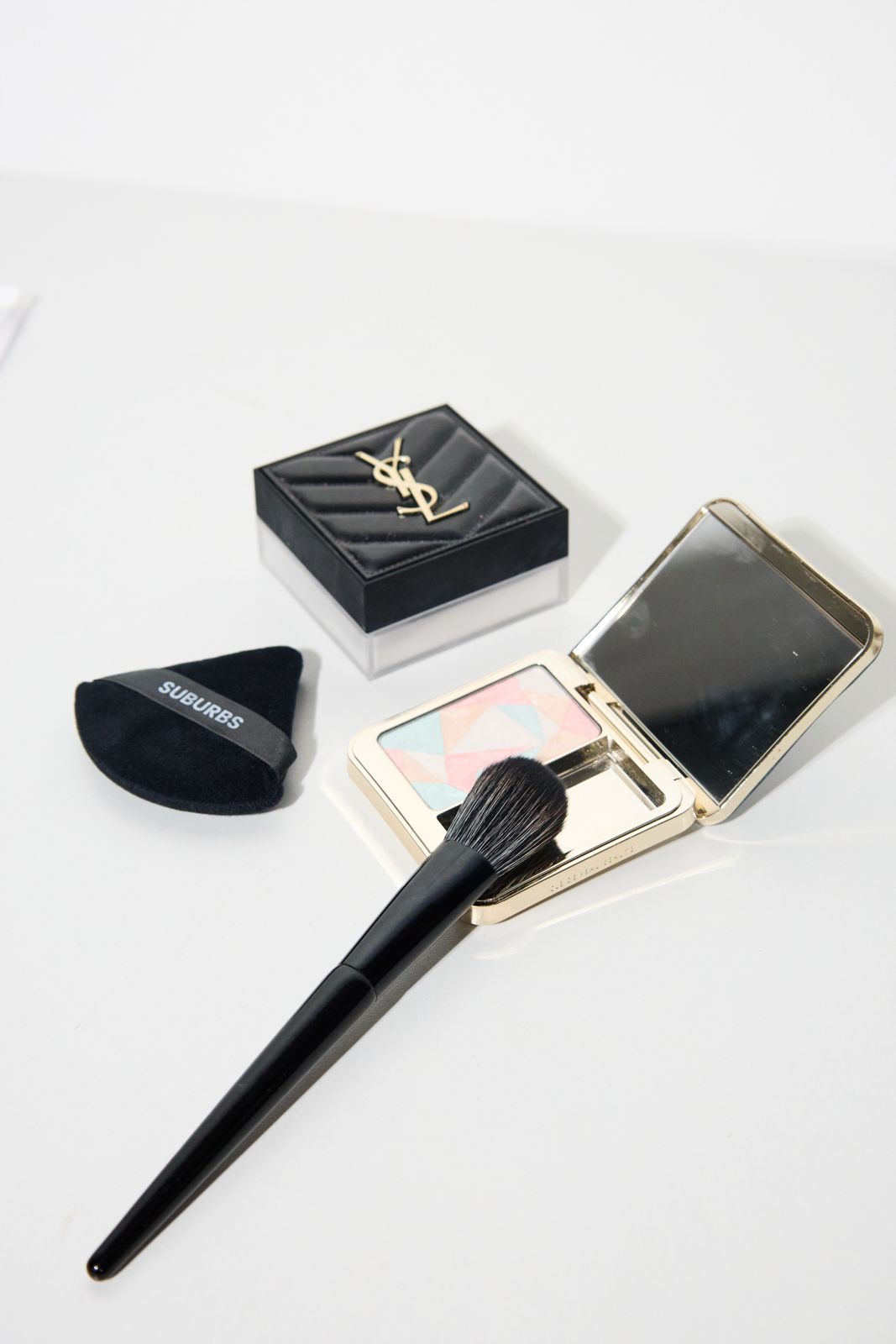 SB03 Multi-Tasking Face Makeup Brush