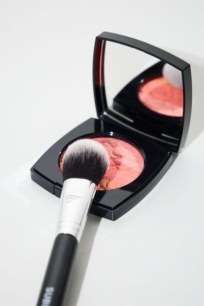 A01 Tapered Face Makeup Brush