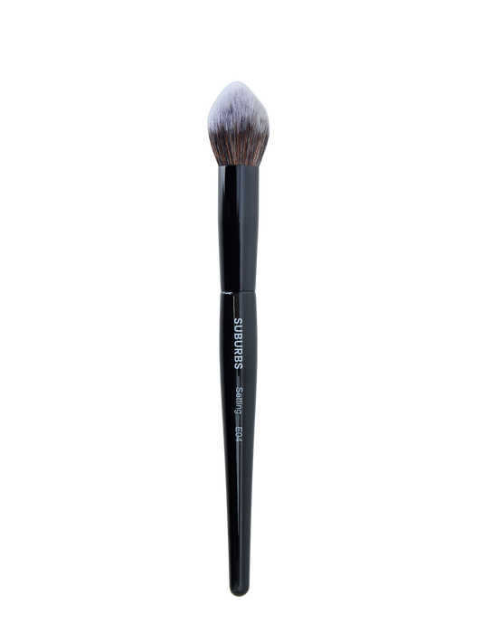 E04 Round Tapered Face Setting Brush