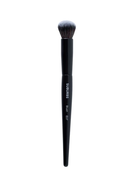 E07 Precise Blush Brush