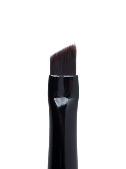 E13 Precise Angled Shadow Liner Brush (Art Brush Inspired)