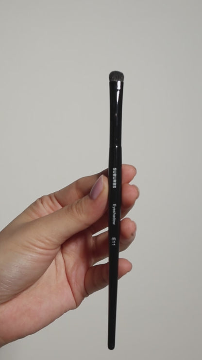 E11 Precise Undereye Shadow/Smudger Brush