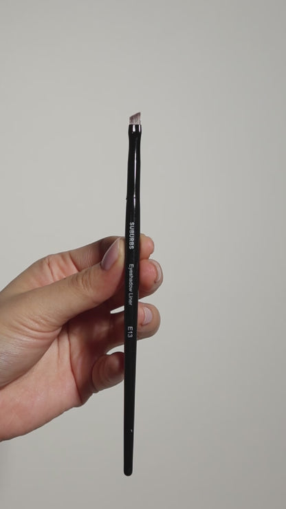 E13 Precise Angled Shadow Liner Brush (Art Brush Inspired)